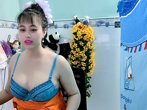 Snapshot of emgaixinhngoan chatting on September 2025 03:41:02 AM emgaixinhngoan online show from September 2025 03:41:02 AM