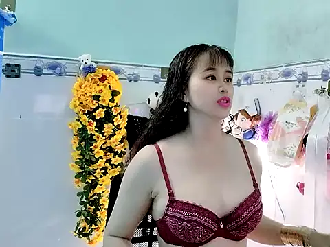 Snapshot of emgaixinhngoan chatting on September 2025 12:08:02 PM emgaixinhngoan online show from September 2025 12:08:02 PM