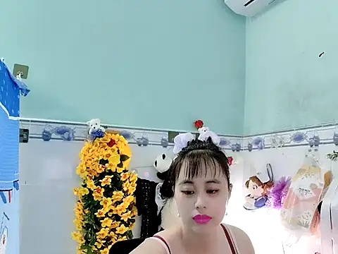 Snapshot of emgaixinhngoan chatting on September 2025 12:36:01 AM emgaixinhngoan online show from September 2025 12:36:01 AM