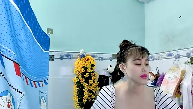 Snapshot of emgaixinhngoan chatting on September 2025 03:39:01 PM emgaixinhngoan online show from September 2025 03:39:01 PM