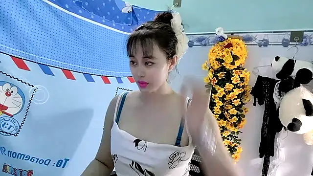 Snapshot of emgaixinhngoan chatting on October 2025 03:57:01 AM emgaixinhngoan online show from October 2025 03:57:01 AM