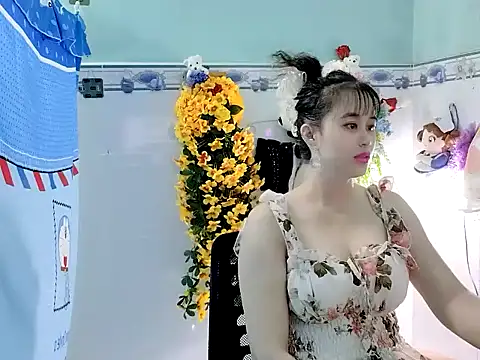 Snapshot of emgaixinhngoan chatting on October 2025 11:57:02 PM emgaixinhngoan online show from October 2025 11:57:02 PM