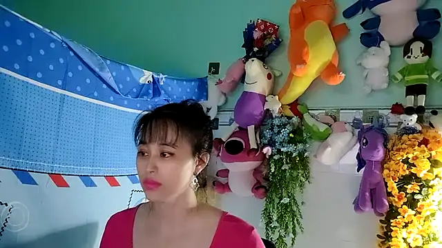 Snapshot of emgaixinhngoan chatting on November 2025 05:35:01 PM emgaixinhngoan online show from November 2025 05:35:01 PM