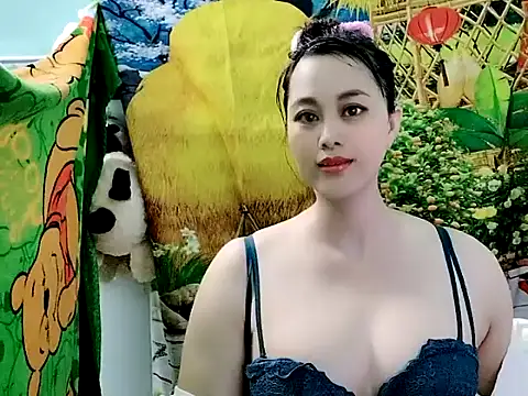 emgaixinhngoan online show from December 2025 09:49:01 AM