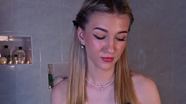 BeatrixGummer online show from October 2025 08:24:02 PM