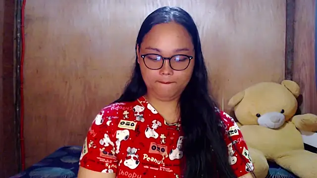  Lylia online show from October 2025 01:00:02 AM