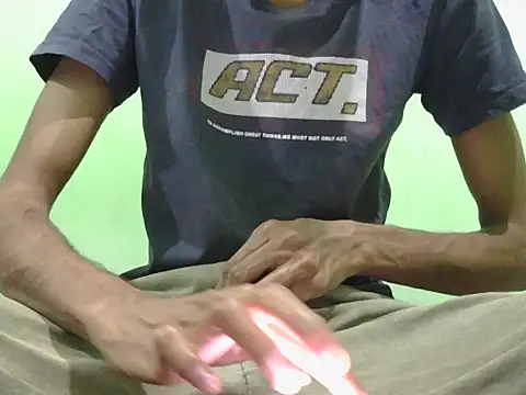 rockyy23boy online show from October 2025 03:53:01 PM