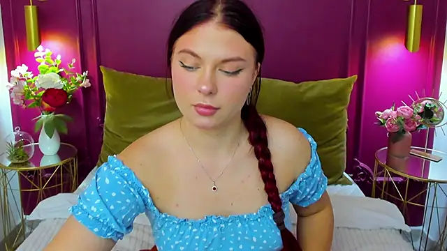 LizyBex online show from October 2025 12:24:02 PM