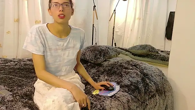 BeccaReedd online show from December 2025 09:23:02 PM