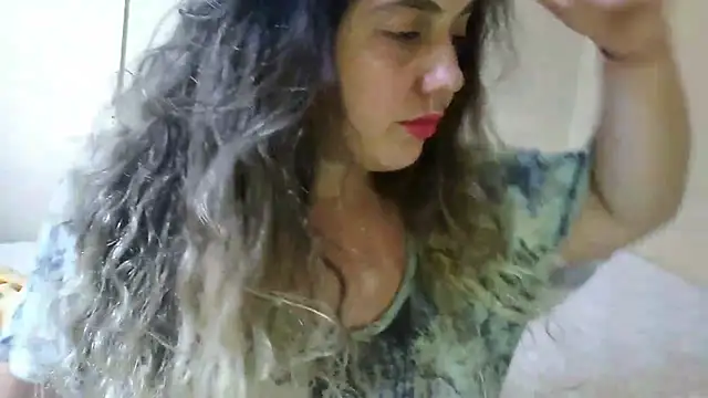 CamilleFuego online show from September 2025 06:00:01 PM