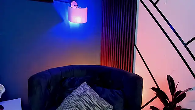 Christopher 77 online show from October 2025 03:40:02 AM