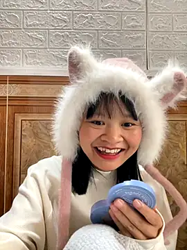 Snapshot of Daisy018 chatting on October 2025 02:22:02 AM Daisy018 online show from October 2025 02:22:02 AM