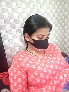 Snapshot of Hot_Jaanvi_ chatting on November 2025 06:07:01 PM Hot Jaanvi online show from November 2025 06:07:01 PM