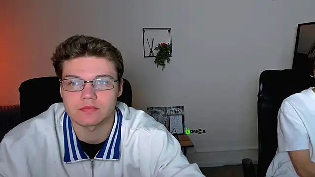 lucas long  online show from September 2025 08:14:02 AM