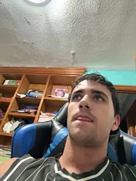 Snapshot of aavrdvh33 chatting on November 2025 06:39:01 PM aavrdvh33 online show from November 2025 06:39:01 PM