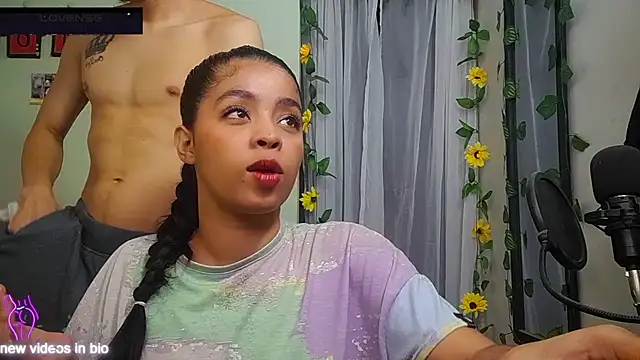 Snapshot of Angie_Lee01 chatting on September 2025 12:32:02 PM Angie Lee01 online show from September 2025 12:32:02 PM