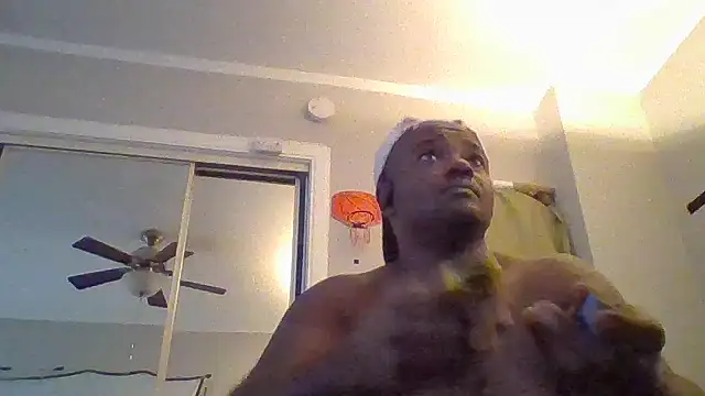 JezOne555 online show from December 2025 02:32:02 PM