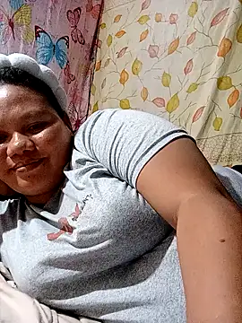 Snapshot of xxwild_pussyxx chatting on October 2025 03:07:01 AM xxwild pussyxx online show from October 2025 03:07:01 AM