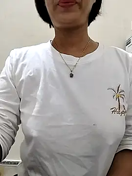 Snapshot of love_sexy090 chatting on November 2025 11:58:01 PM love sexy090 online show from November 2025 11:58:01 PM