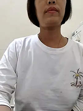 Snapshot of love_sexy090 chatting on November 2025 12:27:01 PM love sexy090 online show from November 2025 12:27:01 PM