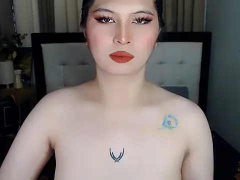 Snapshot of NaomiSmall chatting on October 2025 08:54:02 AM NaomiSmall online show from October 2025 08:54:02 AM