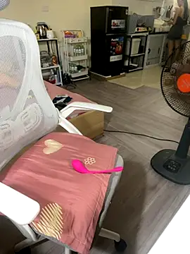 Mina048 online show from September 2025 12:50:01 PM