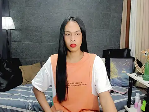 Savanna White online show from October 2025 10:00:02 AM