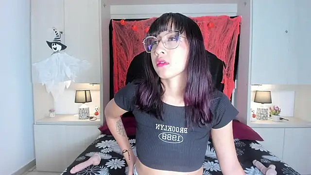 Snapshot of CamiGox chatting on October 2025 07:57:02 PM CamiGox online show from October 2025 07:57:02 PM