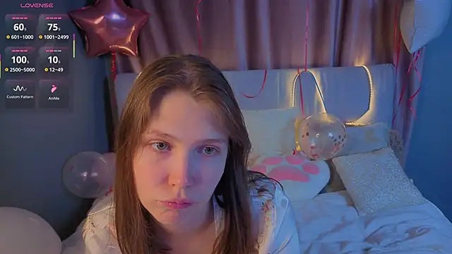 BeatrixCarIeton online show from October 2025 07:01:02 PM