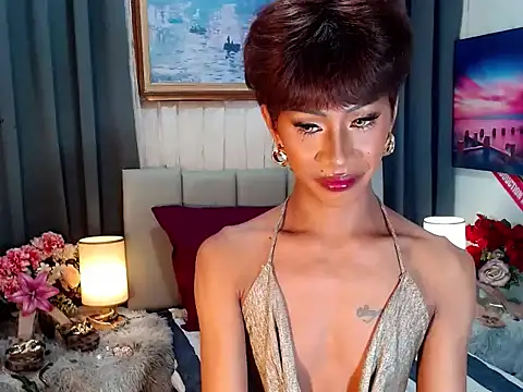 sassylatina online show from October 2025 02:36:01 PM