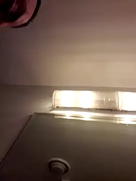 Snapshot of Cnutt310 chatting on November 2025 05:18:02 AM Cnutt310 online show from November 2025 05:18:02 AM