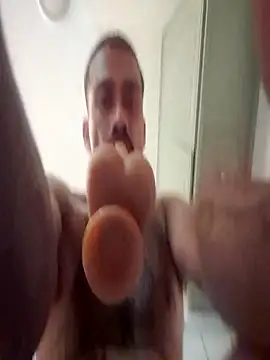 Snapshot of Cnutt310 chatting on November 2025 01:49:01 AM Cnutt310 online show from November 2025 01:49:01 AM