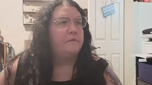emberlynnix online show from September 2025 05:52:02 AM