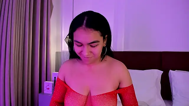 KristinaWood online show from September 2025 02:28:02 PM