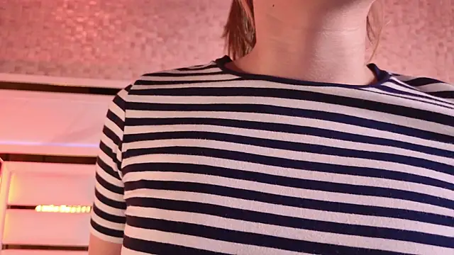 Snapshot of ambar_rosse25 chatting on October 2025 11:33:02 AM ambar rosse25 online show from October 2025 11:33:02 AM