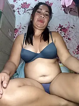 Snapshot of sexybitch_02 chatting on October 2025 12:16:01 PM sexybitch 02 online show from October 2025 12:16:01 PM