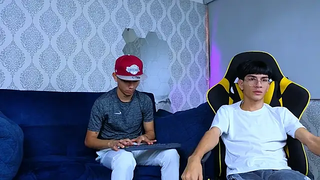 The slim boyss3 online show from September 2025 01:44:02 PM