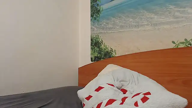 Maryem637048 online show from November 2025 01:56:02 PM