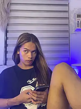 Snapshot of serpenthena_goddess chatting on October 2025 04:24:02 PM serpenthena goddess online show from October 2025 04:24:02 PM