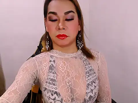 xxMistressWildKimxx online show from September 2025 12:22:02 AM