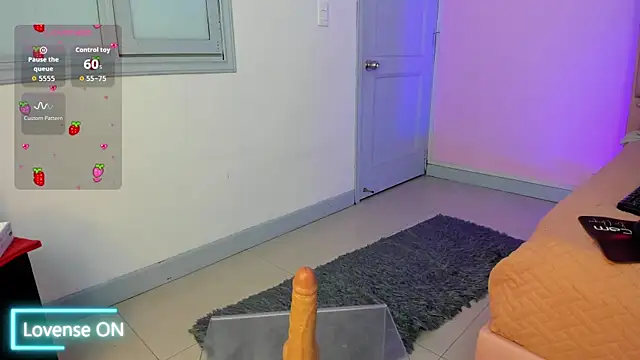 Snapshot of SofiDoll_cg chatting on October 2025 07:05:01 PM SofiDoll cg online show from October 2025 07:05:01 PM