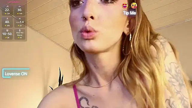 sidneylove  online show from October 2025 02:57:01 PM