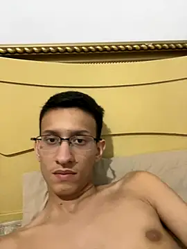 Snapshot of safadezanunes2 chatting on November 2025 08:08:01 PM safadezanunes2 online show from November 2025 08:08:01 PM