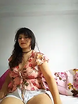 coralineruso online show from September 2025 09:05:02 PM