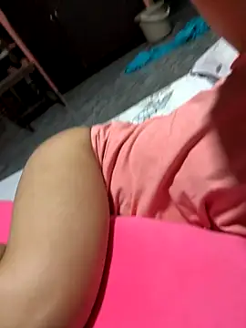 Snapshot of princess_janine chatting on October 2025 02:16:02 PM princess janine online show from October 2025 02:16:02 PM