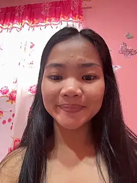 Snapshot of princess_janine chatting on October 2025 12:10:02 AM princess janine online show from October 2025 12:10:02 AM