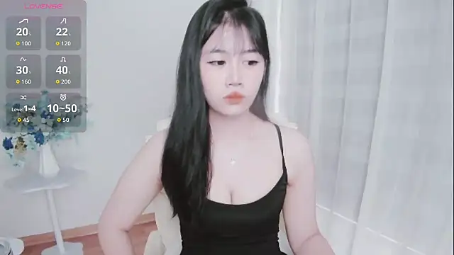 -Rose-Lucky- online show from October 2025 01:25:01 AM