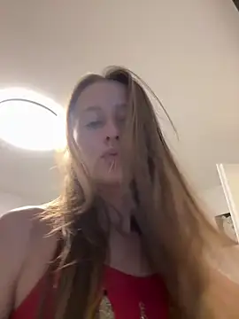 Snapshot of Kisacka chatting on September 2025 06:24:01 AM Kisacka online show from September 2025 06:24:01 AM