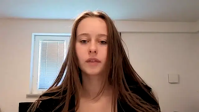 Snapshot of Kisacka chatting on October 2025 10:34:02 AM Kisacka online show from October 2025 10:34:02 AM