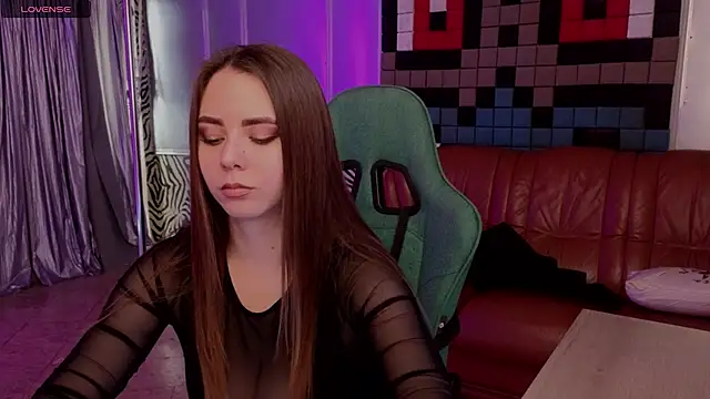 Snapshot of IvoryWood_ chatting on October 2025 09:51:01 AM IvoryWood online show from October 2025 09:51:01 AM